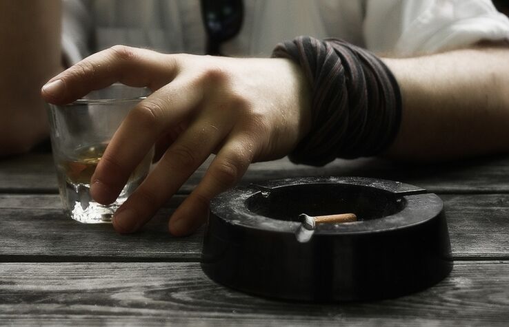 kouření a alkohol jako příčiny prostatitidy